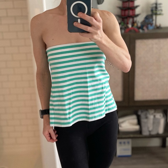 Striped top as inspired by SATC @findingcarriescloset, findingcarriescloset.com - Picture 5 of 9